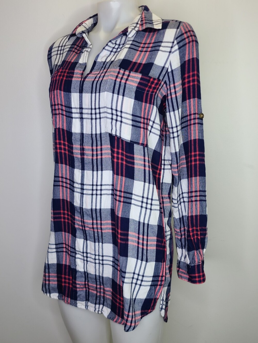 C&C California Red White and Blue Plaid Popover Tunic Top Rayon Patriotic Medium - Picture 3 of 11
